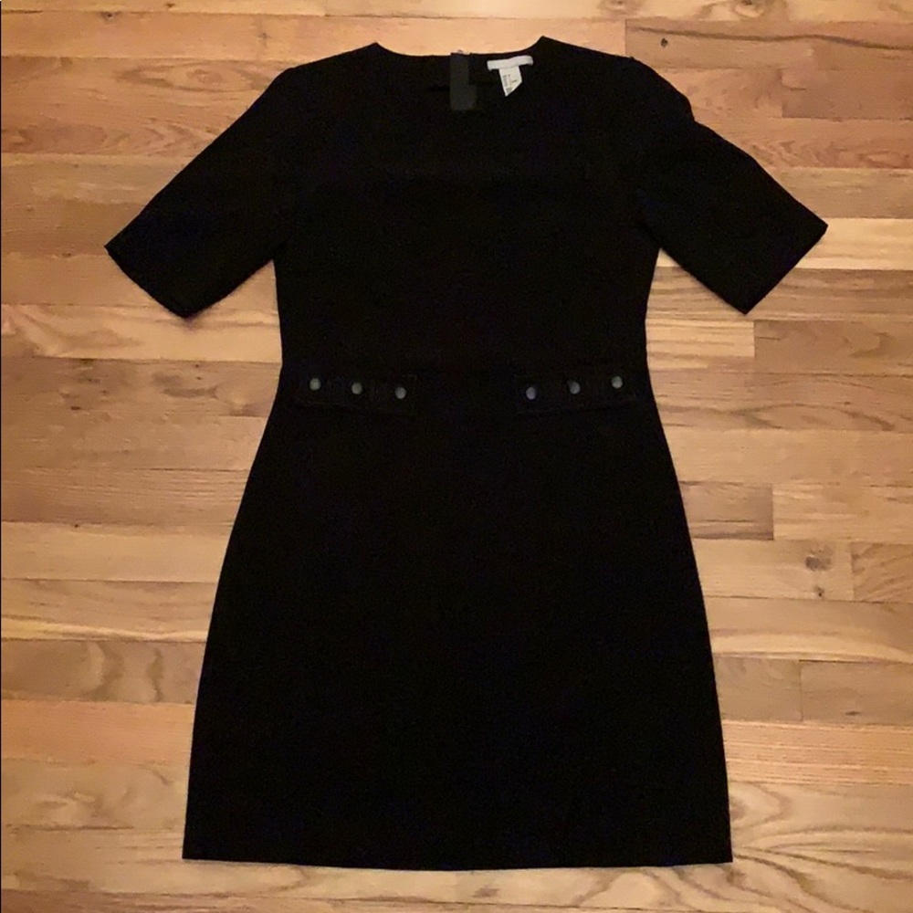 Size 6 black H&M dress. Hardly worn! - Picture 1 of 4